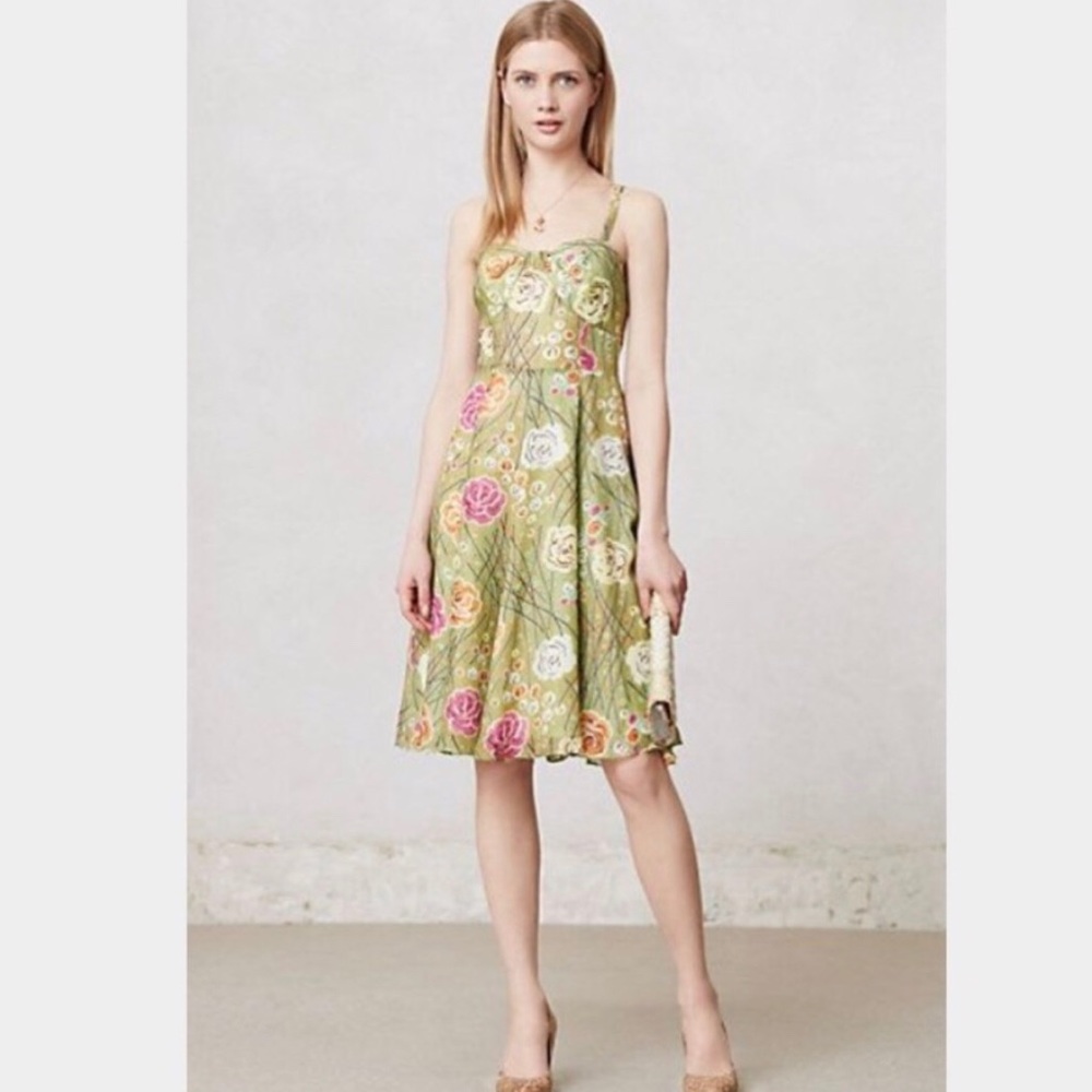 GIRLS FROM SAVOY Green Rose Floral Dress. Sz 10.